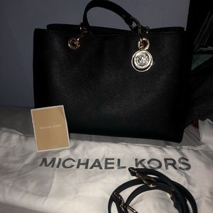 RARE Micheal Kors Purse